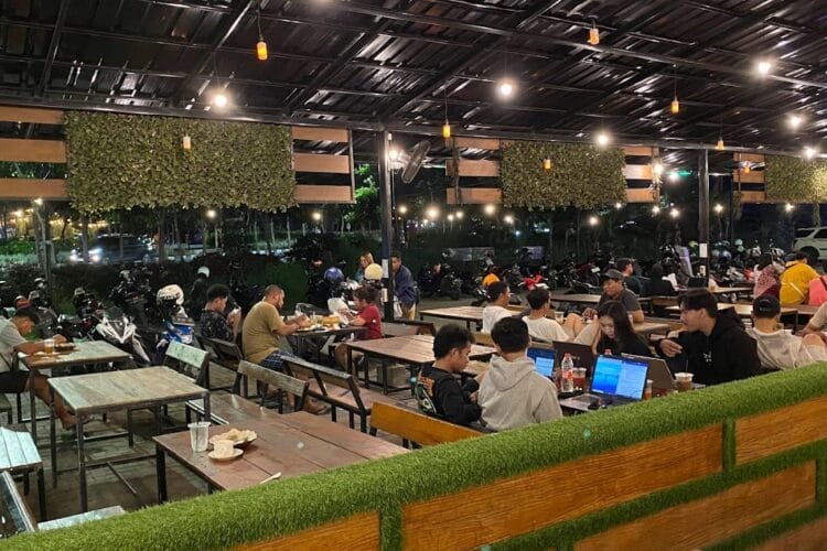 tempat nongkrong surabaya