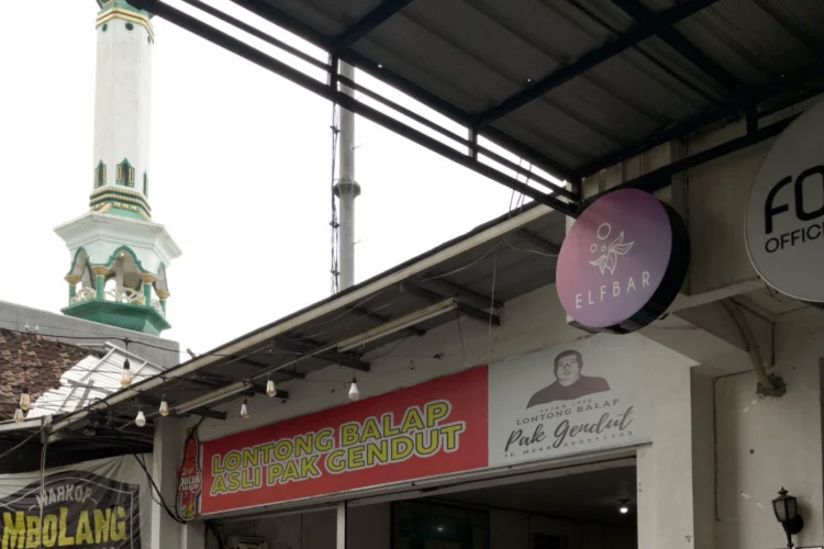Lontong Balap Pak Gendut Surabaya