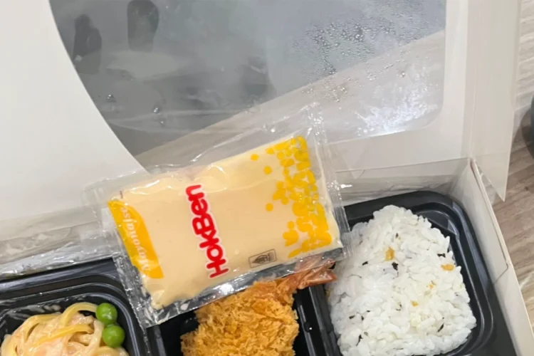 Hoka Hoka Bento Polisi Istimewa